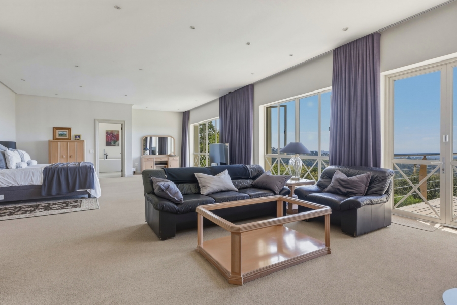 7 Bedroom Property for Sale in Constantia Western Cape